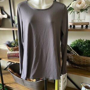 Athleta Gray Fitted Long Sleeve Blouse